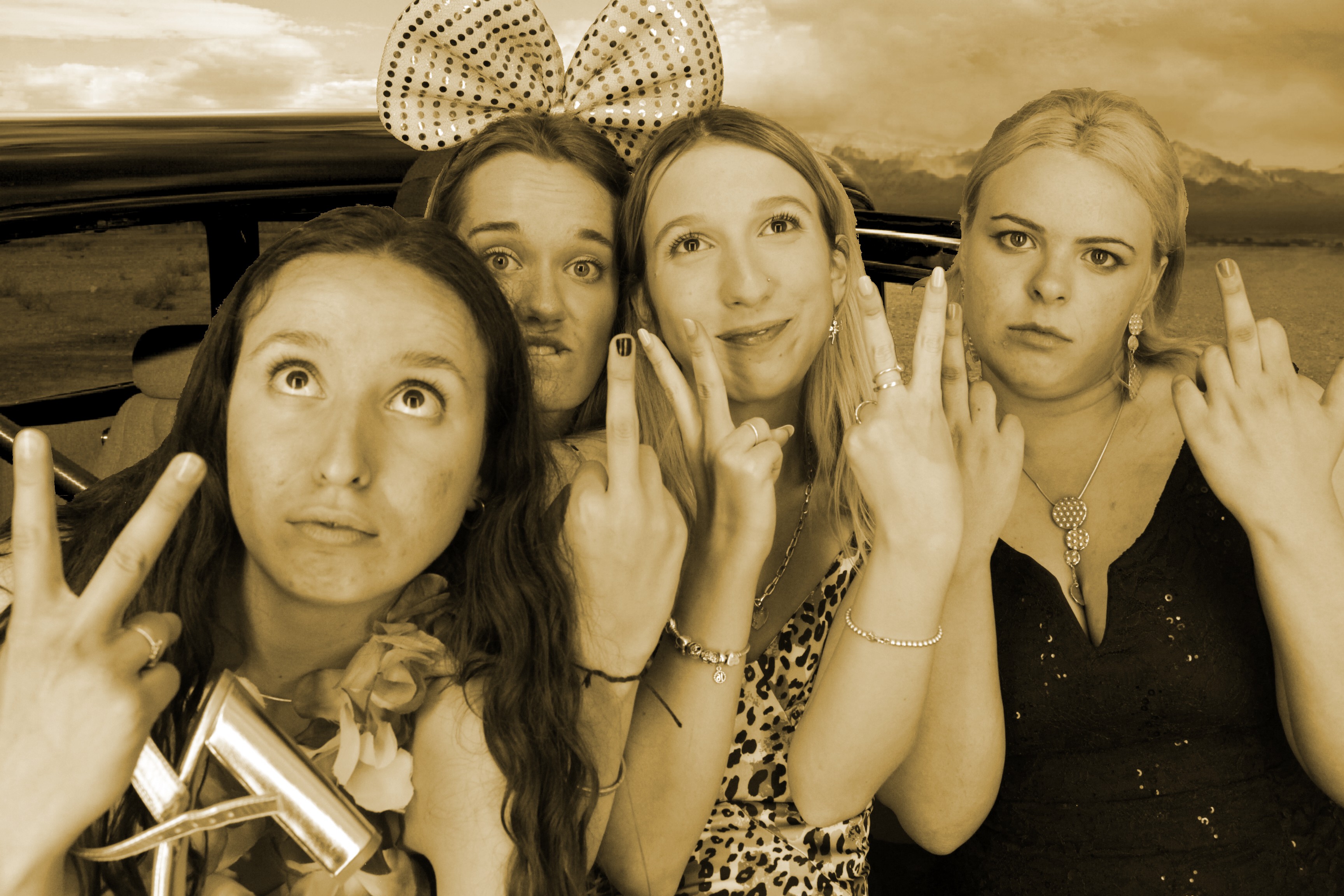 St Gabriel's Leavers 2019 | View more photos from the event at gallery.myphotoboothexperience.co.uk/u/MyPhotoBoothExperienceLtd/St-Gabriels-Leavers-2019